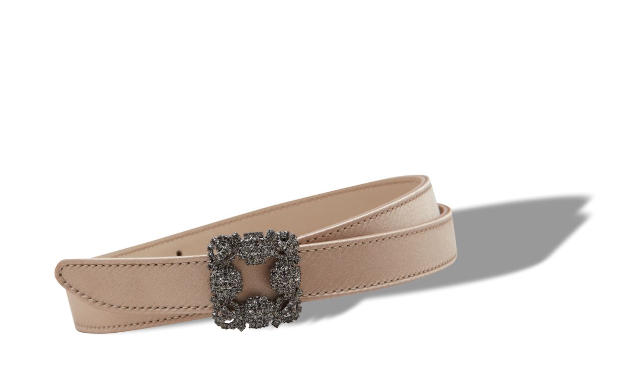 Cinturón de satín beige claro con hebilla de cristal
