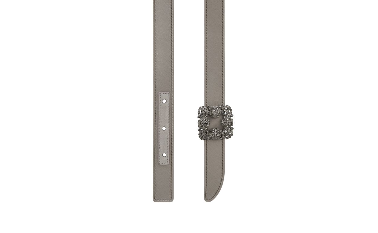 Cinturón de satín gris claro con hebilla de cristal
