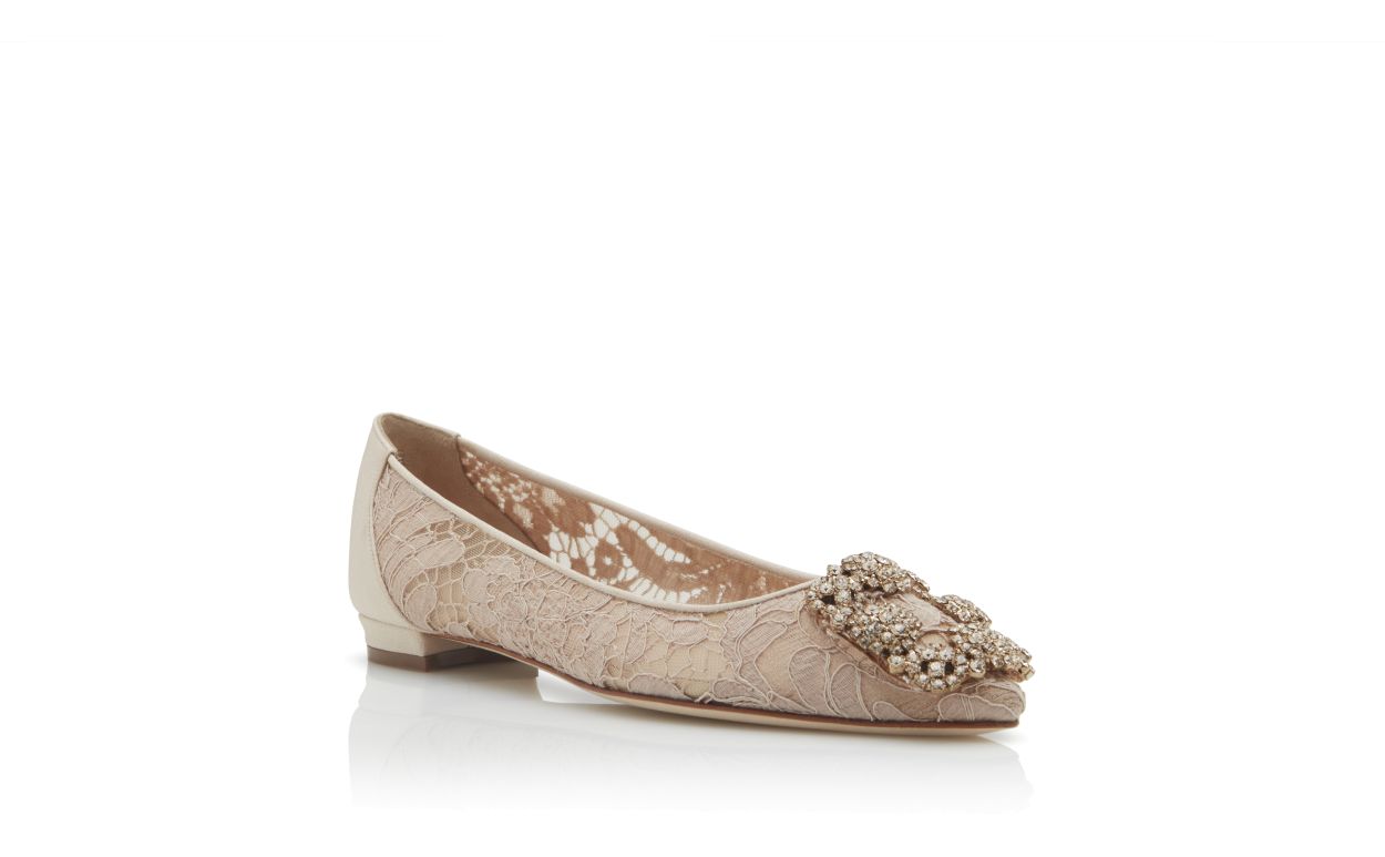 Zapatillas planas de encaje rosa champán con hebilla de joya