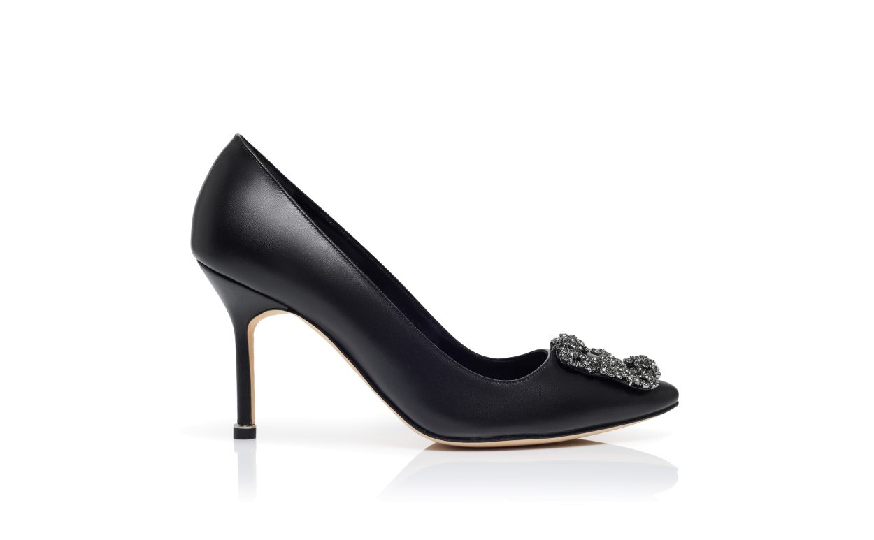 Zapatillas de cuero negro con hebilla de joya