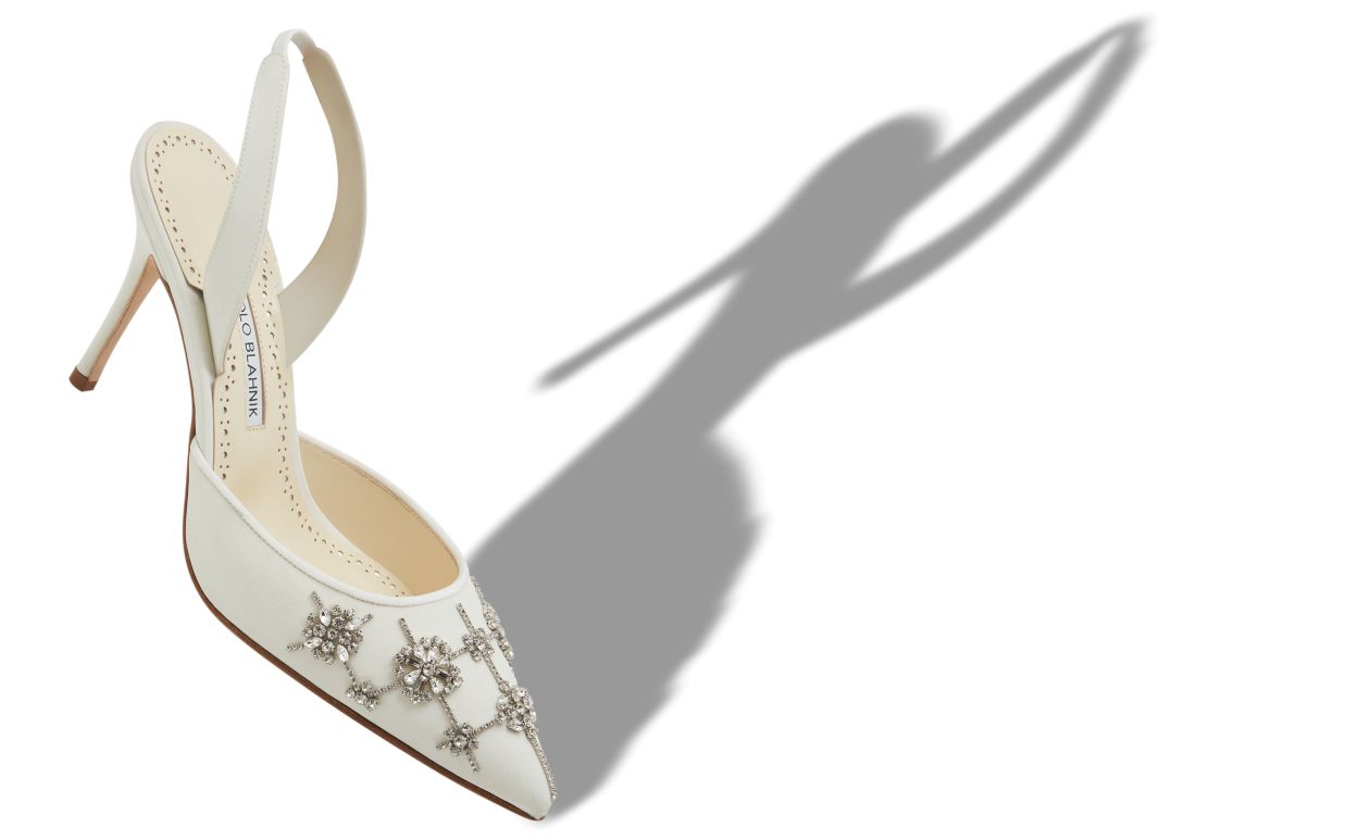 Zapatillas de seda crepe de chine tipo slingback color crema