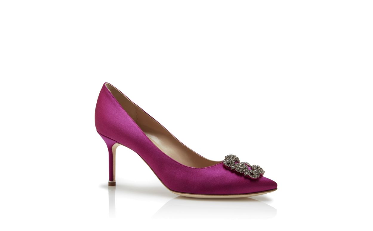 Zapatillas de satín fucsia oscuro con hebilla de joya