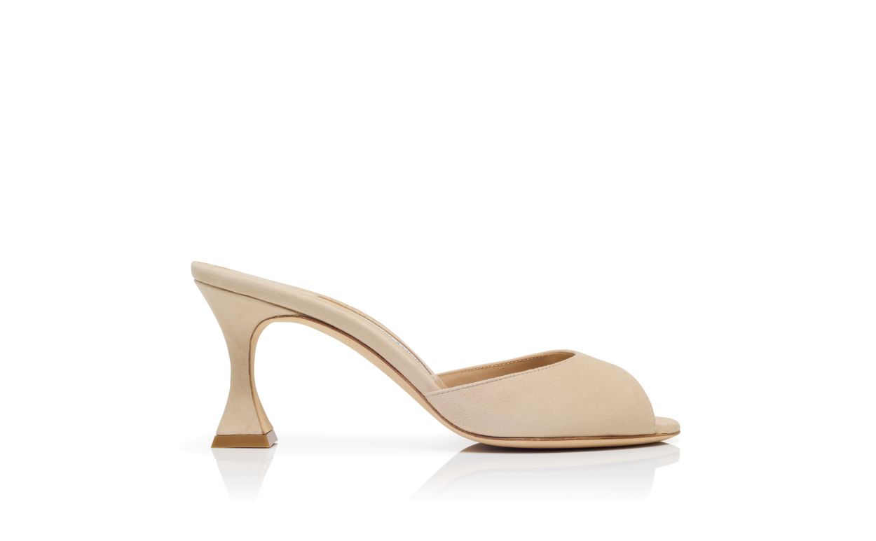 Mocasines de ante beige claro con punta abierta