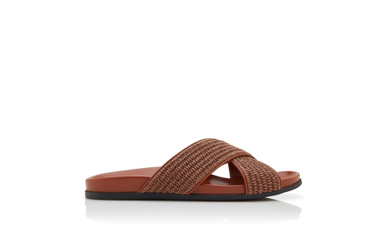 Chanclas planas de rafia marrón oscuro